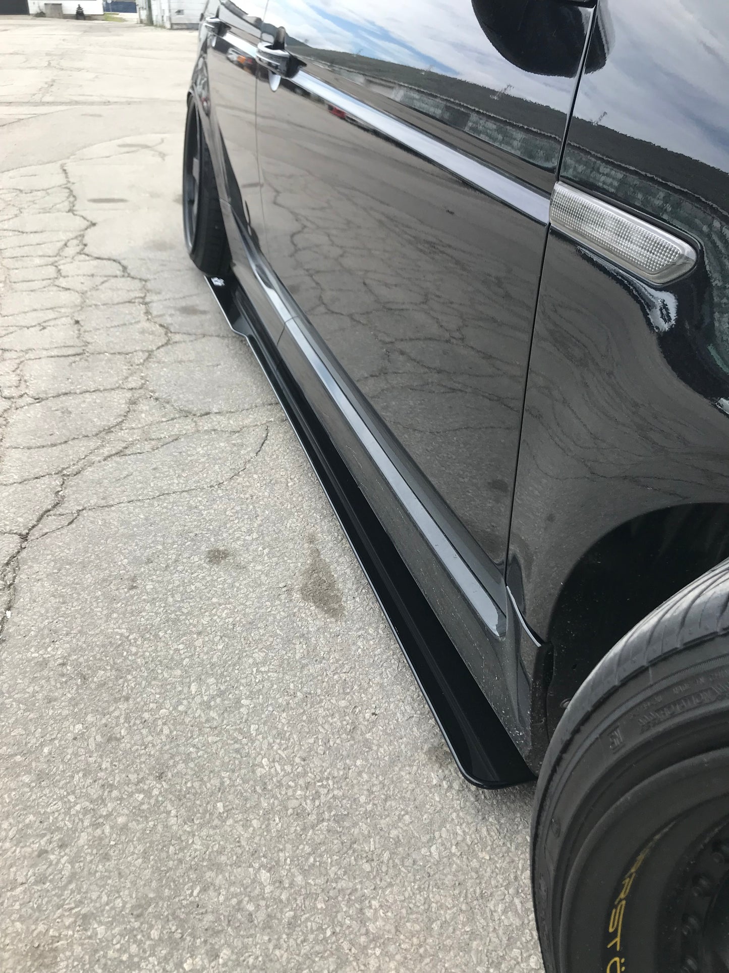 2017 Chevrolet Camaro Side Splitters